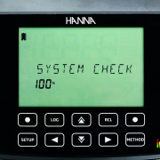 Спектрофотометр IRIS HANNA HI801-02